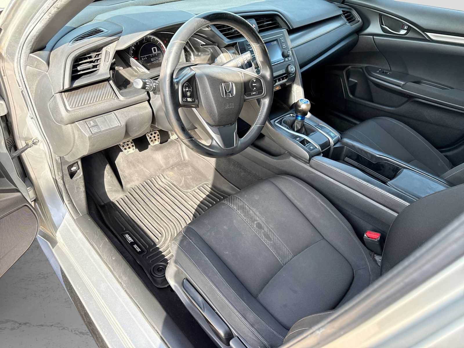 Used 2018 Honda Civic Sport image 2