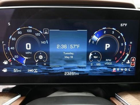 Used 2025 Chevrolet Tahoe High Country AWD/4WD image 46