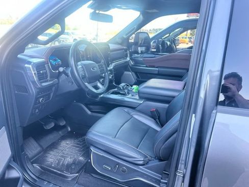 Used 2022 Ford F150 Lariat w/ Equipment Group 502A High AWD/4WD image 12