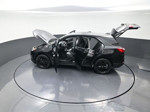 Used 2020 Chevrolet Equinox LT w/ Midnight Edition image 15