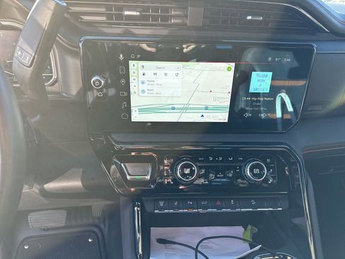 Used 2024 GMC Sierra 2500 AT4 w/ Max Trailering Package image 15