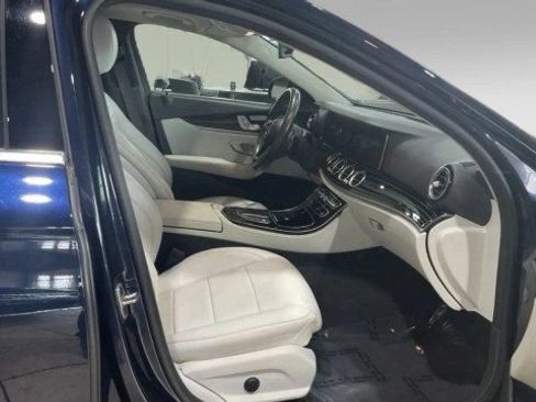 Used 2022 Mercedes-Benz E 350 E 350 RWD Sedan image 14