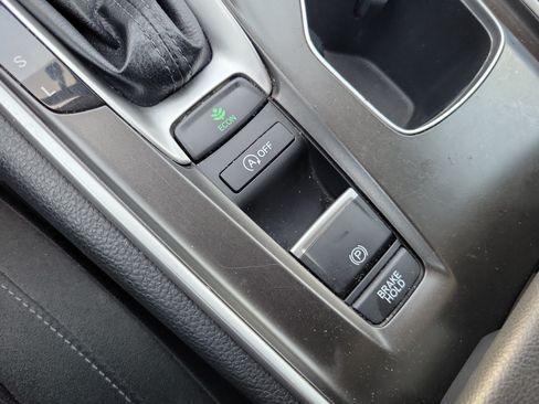 Certified 2022 Honda Accord LX image 30