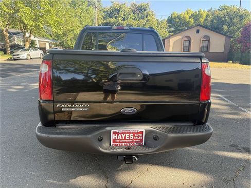 Used 2005 Ford Explorer Sport Trac XLT AWD/4WD image 6