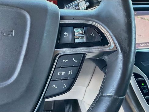 Used 2020 Lincoln Nautilus Reserve w/ Equipment Group 201A FWD image 37