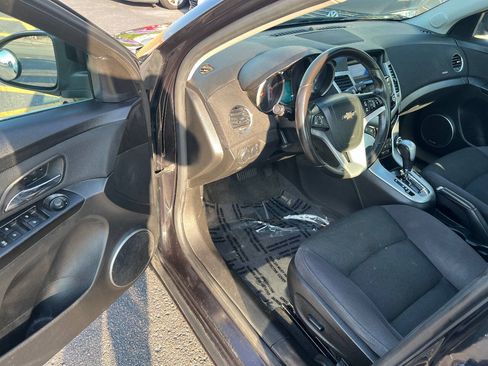 Used 2014 Chevrolet Cruze LT w/ All-Star Edition FWD image 16