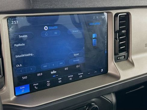 Used 2025 Ford Bronco Outer Banks AWD/4WD image 19