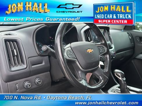 Used 2022 Chevrolet Colorado LT w/ Trail Boss Package AWD/4WD image 21