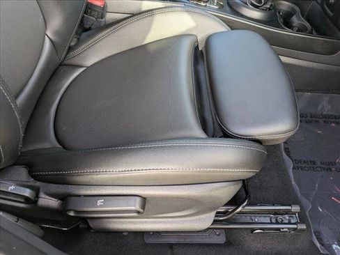 Used 2018 MINI Cooper Countryman S image 17