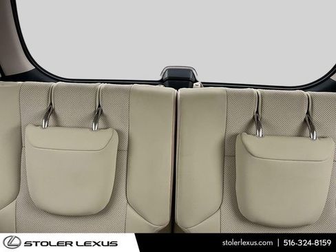 Certified 2023 Lexus GX 460 Premium w/ Premium Package image 18