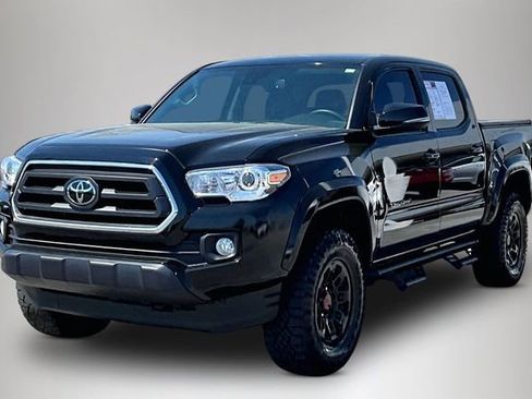 Used 2023 Toyota Tacoma SR5 w/ Technology Package image 2