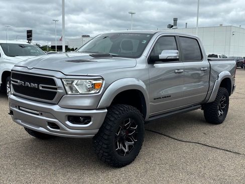 Used 2022 RAM 1500 Big Horn AWD/4WD image 3