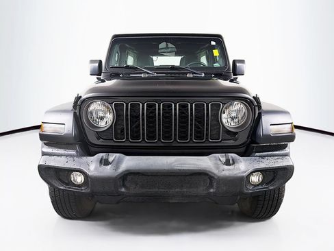 Used 2024 Jeep Wrangler Unlimited Sport AWD/4WD image 2
