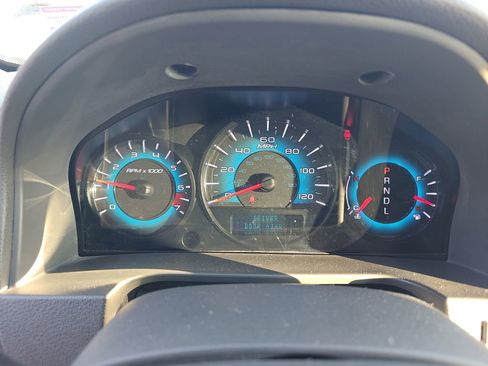 Used 2012 Ford Fusion SEL image 12