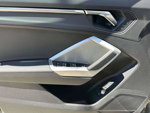 Used 2024 Audi Q3 2.0T Premium image 15