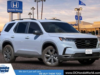 Used 2025 Honda Pilot Sport