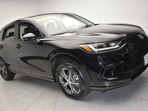 Used 2024 Honda HR-V EX-L image 3