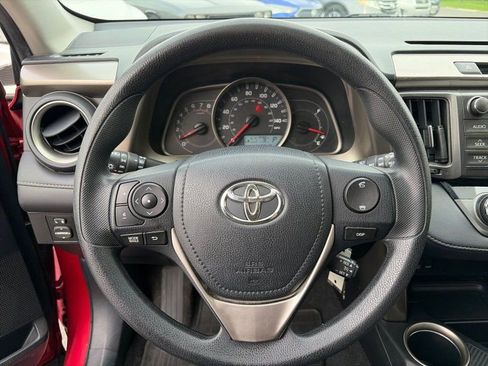 Used 2013 Toyota RAV4 XLE AWD/4WD image 20