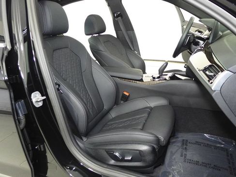 Used 2023 BMW 540i w/ Executive Package RWD image 19