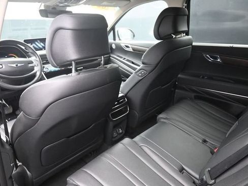 Used 2024 Genesis GV80 2.5T AWD/4WD image 43