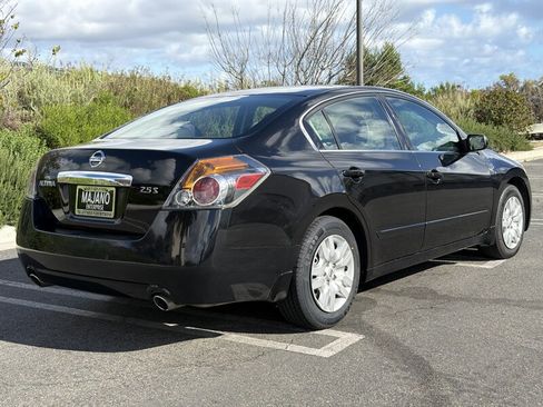 Used 2012 Nissan Altima 2.5 S FWD image 6