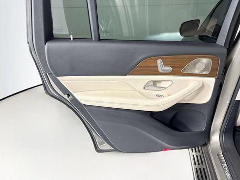 Certified 2023 Mercedes-Benz GLS 450 4MATIC image 27