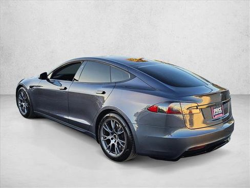 Used 2022 Tesla Model S image 8