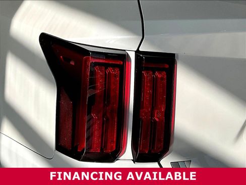 Certified 2023 Kia Sorento SX Prestige w/ Panoramic Sunroof Package AWD/4WD image 20