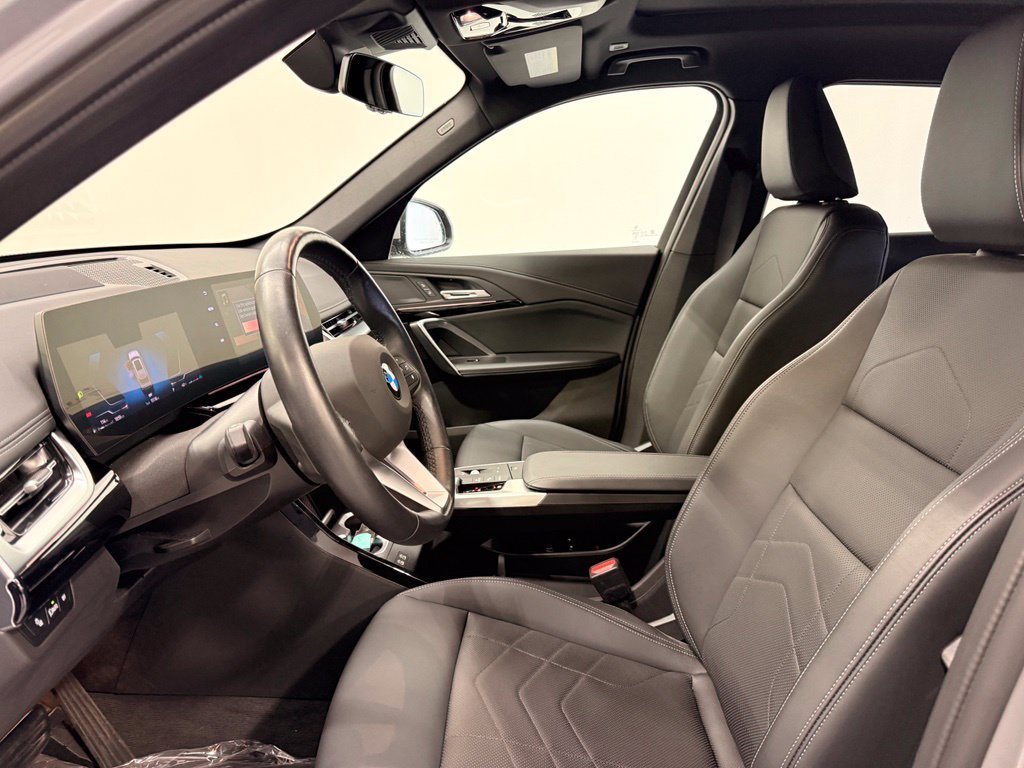 Used 2026 BMW X1 xDrive28i AWD/4WD image 12