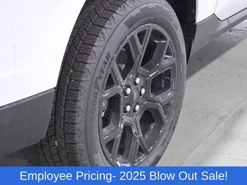 New 2025 Ford Maverick XLT w/ XLT Luxury Package AWD/4WD image 15