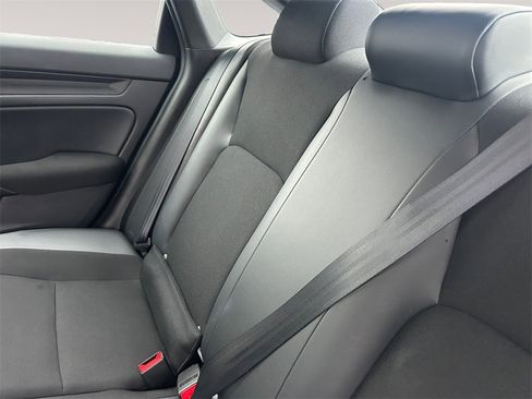 Used 2022 Honda Civic Sport image 13