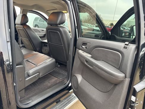 Used 2013 Chevrolet Silverado 3500 LTZ image 23