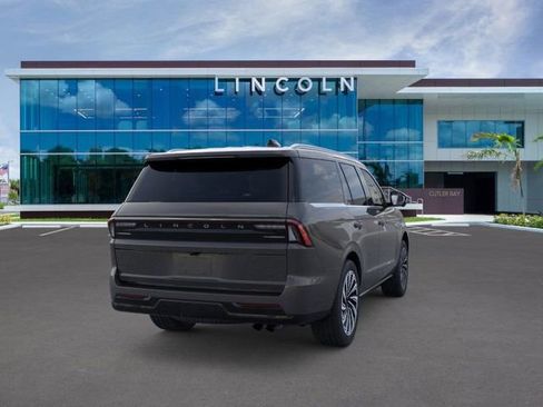 New 2025 Lincoln Navigator Black Label image 8