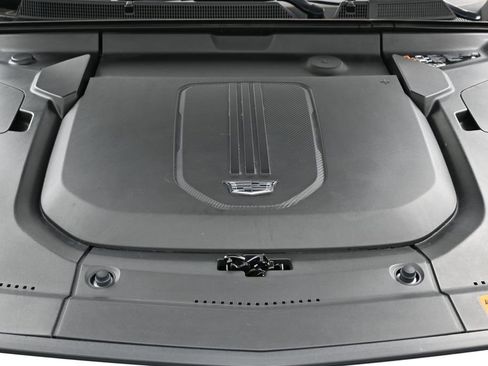 Used 2024 Cadillac Lyriq Tech RWD image 23