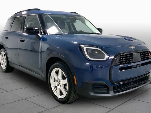 Used 2025 MINI Cooper Countryman S w/ Comfort Package Max AWD/4WD image 2