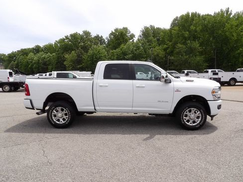 Used 2024 RAM 2500 Laramie w/ Safety Group AWD/4WD image 9