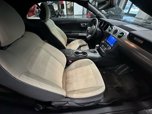 Used 2019 Ford Mustang Convertible w/ Equipment Group 101A image 13