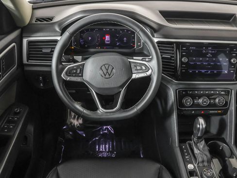 Used 2022 Volkswagen Atlas SE image 39
