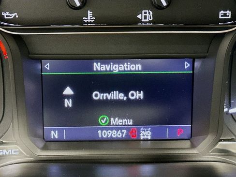 Used 2022 GMC Sierra 2500 AT4 w/ AT4 Preferred Package image 13