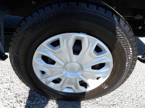 Used 2024 Ford Transit 350 XLT image 32