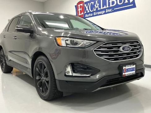 Used 2019 Ford Edge Titanium FWD image 5
