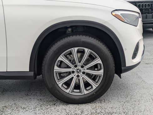 Used 2026 Mercedes-Benz GLC 300 4MATIC image 24