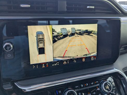 Used 2024 GMC Sierra 1500 Denali w/ Denali Reserve Package AWD/4WD image 17