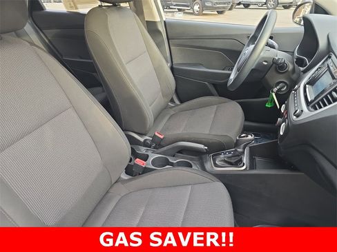 Used 2019 Hyundai Accent SE image 10