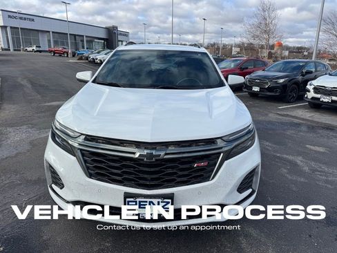 Used 2022 Chevrolet Equinox RS w/ RS Leather Package image 8