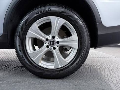 Used 2018 Mercedes-Benz GLC 300 image 36