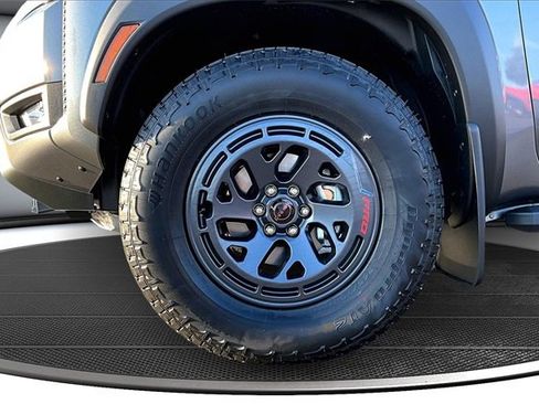 New 2026 Nissan Frontier PRO-4X image 13