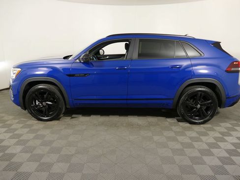 Used 2025 Volkswagen Atlas Cross Sport SEL R-Line AWD/4WD image 6