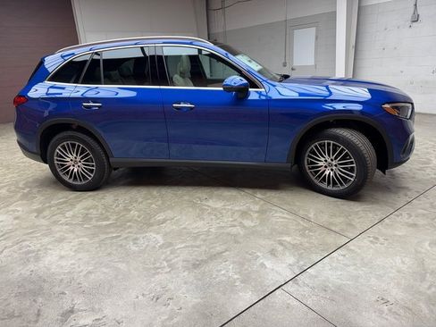 New 2026 Mercedes-Benz GLC 300 GLC 300 image 6