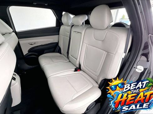 Used 2025 Hyundai Tucson Limited FWD image 32
